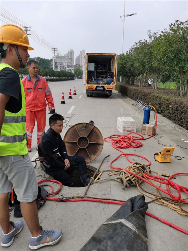 邹平翻衬法管道修复技术主要工序